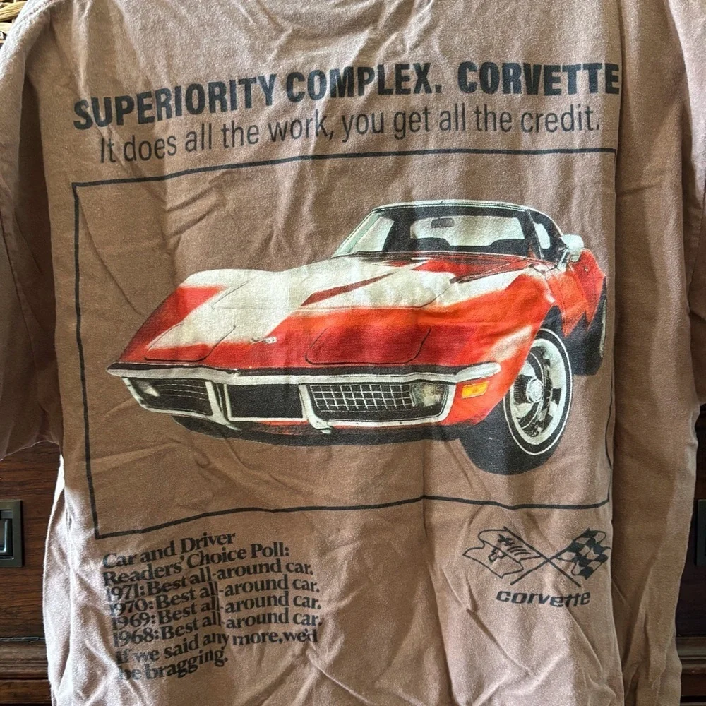 Chemistry Brown Corvette short sleeve Graphic Tee in size XL